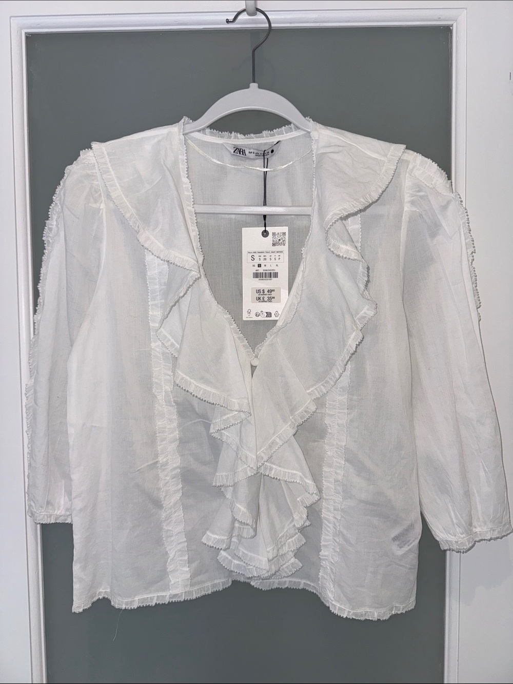 ZARA White Ruffled V-Neck Blouse